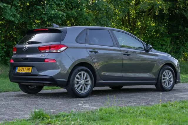 Hyundai i30 (2019) thumbnail 4