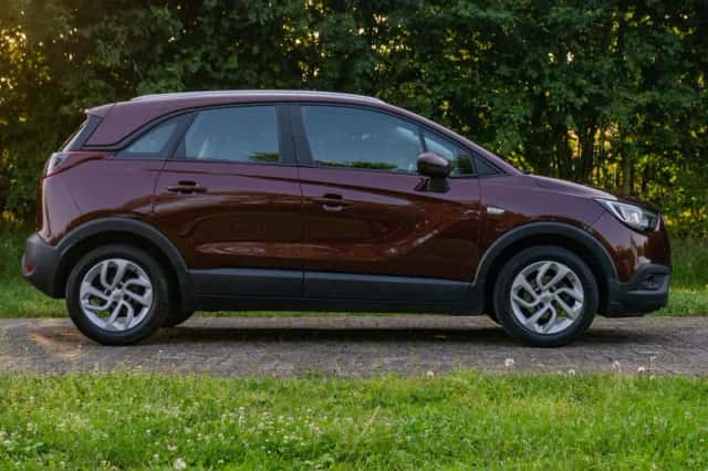 Opel Crossland X (2019) thumbnail 6