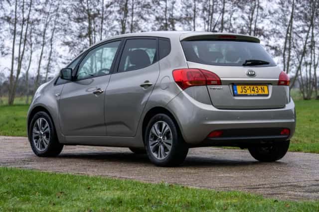 Kia Venga (2016) thumbnail 4