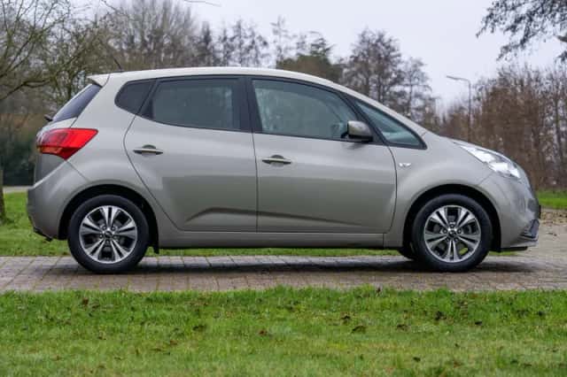 Kia Venga (2016) thumbnail 6