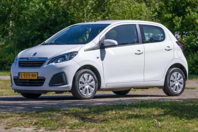 Peugeot 108 (2021) thumbnail 3