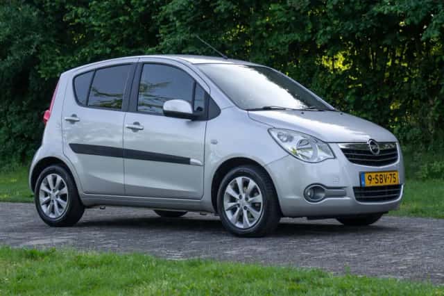 Opel Agila (2013) thumbnail 2