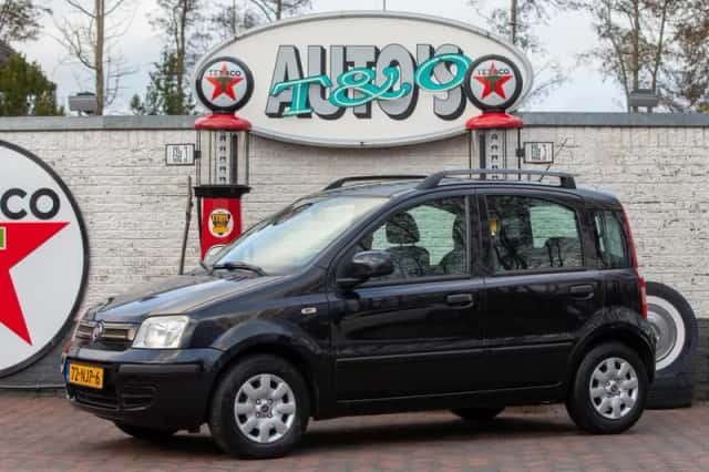 Fiat Panda (2010) thumbnail 1