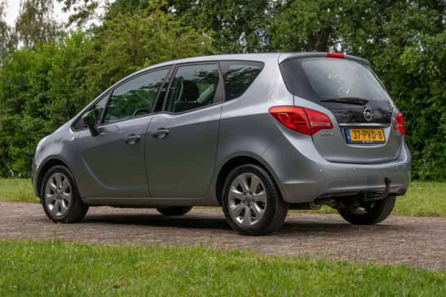 Opel Meriva (2011) thumbnail 5
