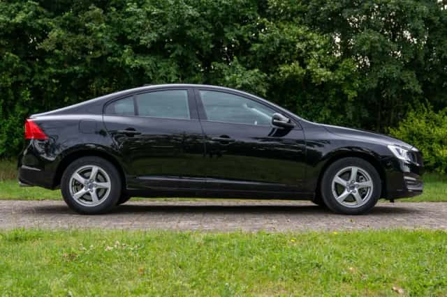 Volvo S60 (2017) thumbnail 6