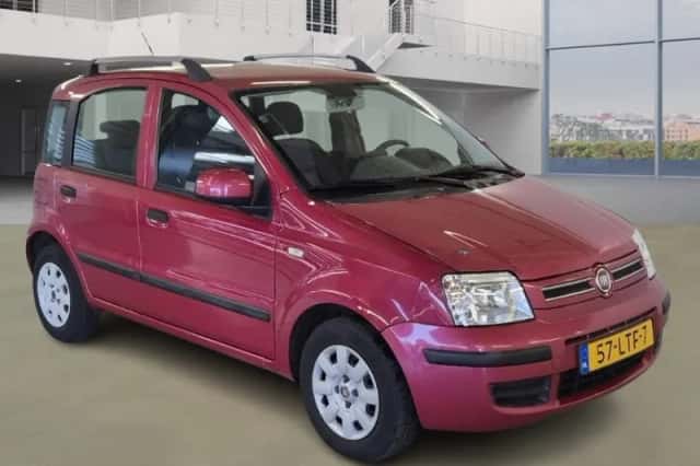Fiat Panda (2010) thumbnail 2