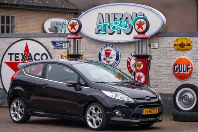 Ford Fiesta (2009) thumbnail 1