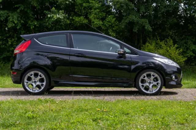 Ford Fiesta (2009) thumbnail 6