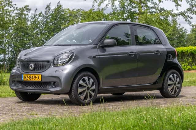 Smart Forfour (2016) thumbnail 2