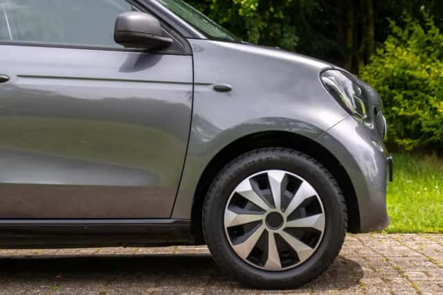 Smart Forfour (2016) thumbnail 5