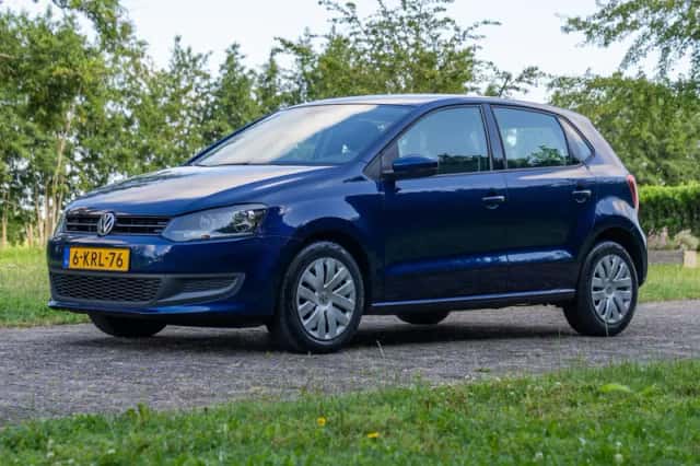 Volkswagen Polo (2013) thumbnail 2