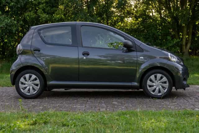 Toyota Aygo (2012) thumbnail 6