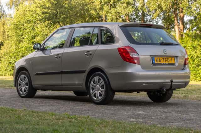 Škoda Fabia (2012) thumbnail 4