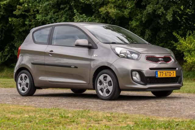 Kia Picanto (2013) thumbnail 3