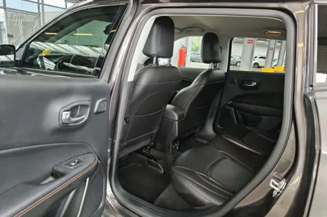 Jeep Compass (2019) thumbnail 6