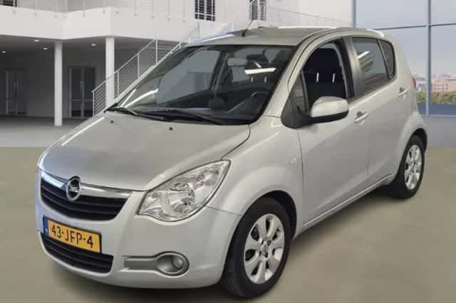 Opel Agila (2009) thumbnail 1