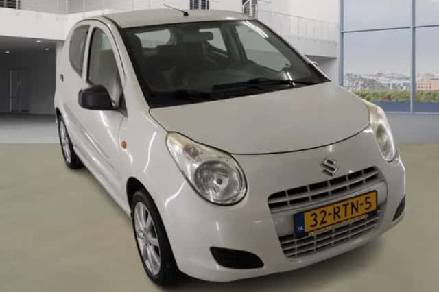 Suzuki Alto (2011) thumbnail 2