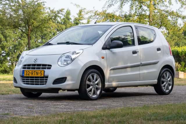 Suzuki Alto (2011) thumbnail 2