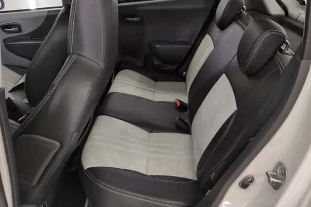 Suzuki Alto (2011) thumbnail 6