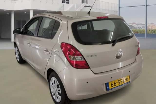 Hyundai i20 (2011) thumbnail 4