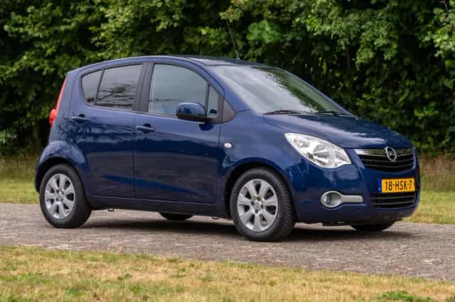 Opel Agila (2009) thumbnail 2