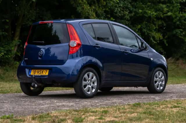 Opel Agila (2009) thumbnail 5