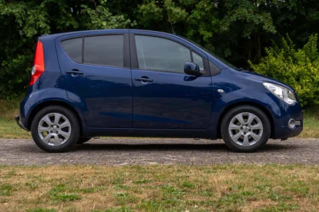 Opel Agila (2009) thumbnail 6