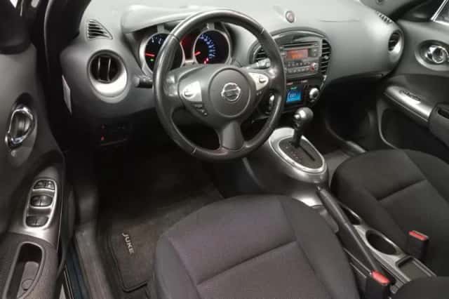 Nissan Juke (2012) thumbnail 6