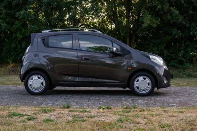 Chevrolet Spark (2011) thumbnail 6