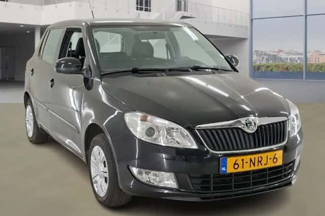 Škoda Fabia (2010) thumbnail 2