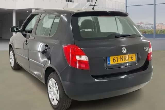 Škoda Fabia (2010) thumbnail 4