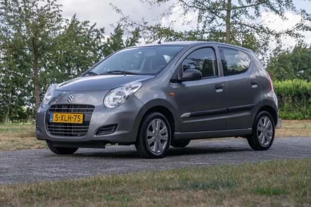 Suzuki Alto (2014) thumbnail 3