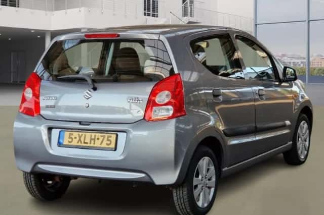 Suzuki Alto (2014) thumbnail 3