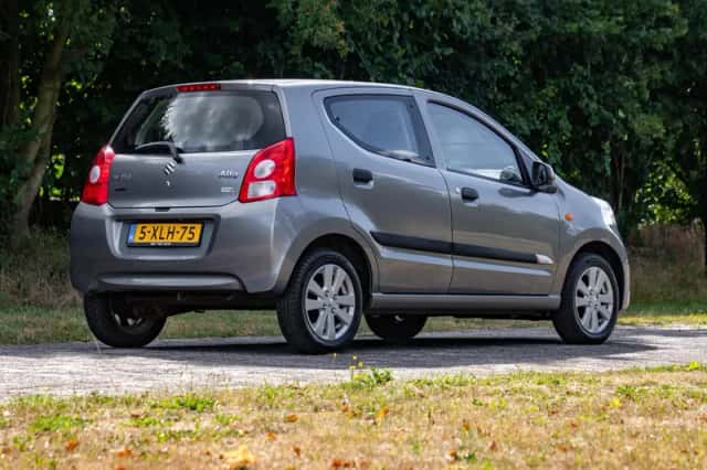 Suzuki Alto (2014) thumbnail 5