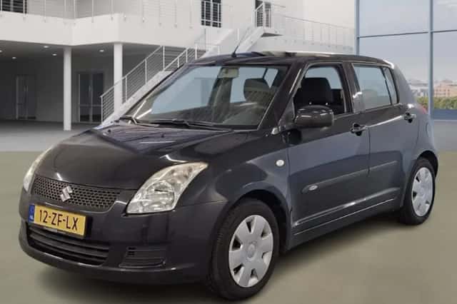 Suzuki Swift (2008) thumbnail 1