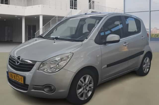Opel Agila (2012) thumbnail 1