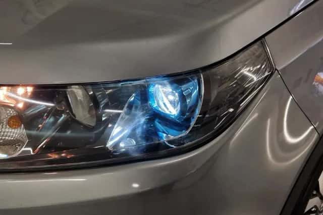 Suzuki Vitara (2016) thumbnail 5