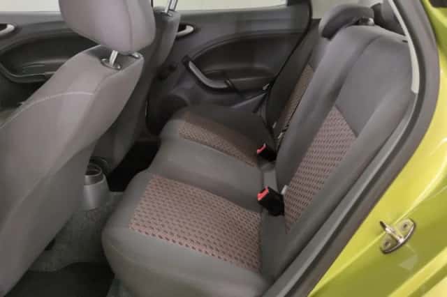 SEAT Ibiza (2009) thumbnail 6