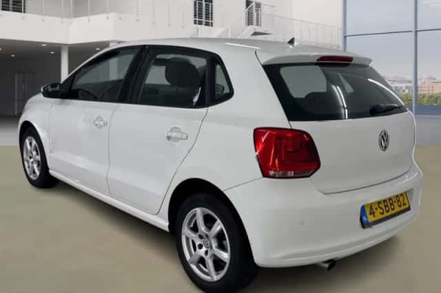 Volkswagen Polo (2013) thumbnail 4