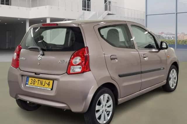 Suzuki Alto (2012) thumbnail 3