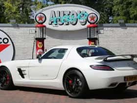 Mercedes-Benz SLS (2014) thumbnail 3