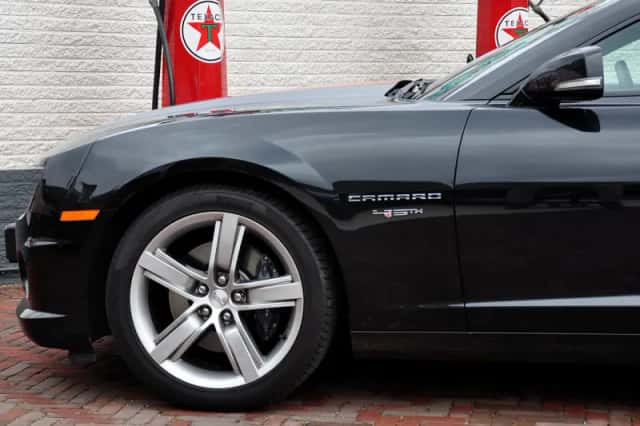 Chevrolet Camaro (2012) thumbnail 8