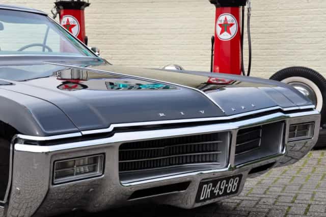 Buick Riviera (1969) thumbnail 5