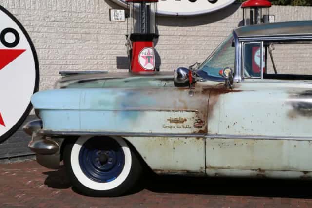 Cadillac Coupe de Ville (1956) thumbnail 27