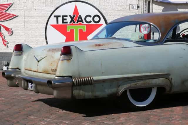 Cadillac Coupe de Ville (1956) thumbnail 39