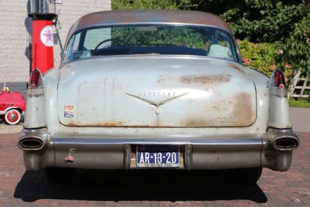 Cadillac Coupe de Ville (1956) thumbnail 42