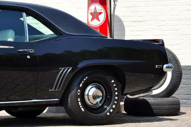 Chevrolet Camaro (1969) thumbnail 19