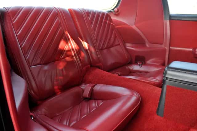 Chevrolet Camaro (1987) thumbnail 40
