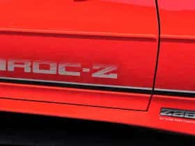 Chevrolet Camaro (1987) thumbnail 16