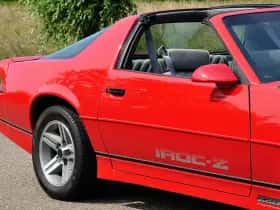 Chevrolet Camaro (1987) thumbnail 34